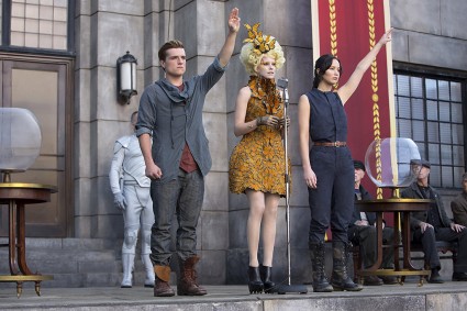 hunger-games-catching-fire-hutcherson-banks-lawrence